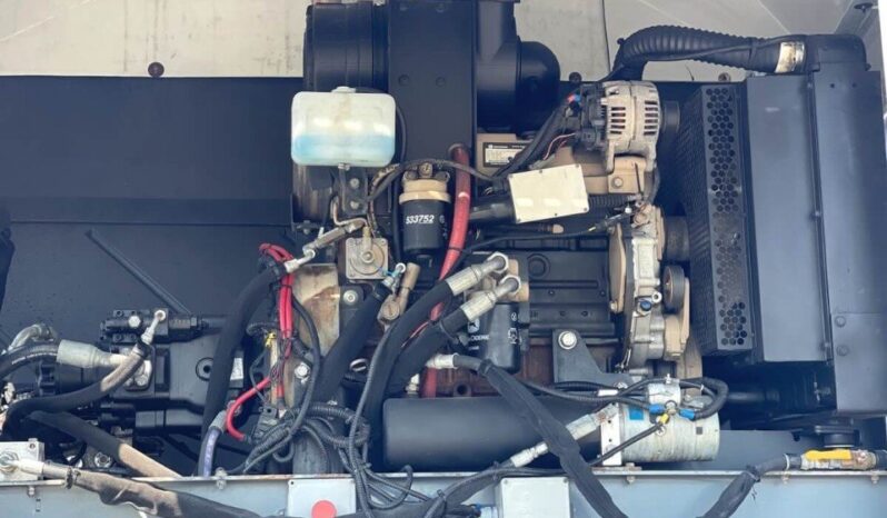 
								2011 Freightliner Wayne Gladiator Mechanical Street Sweeper full									